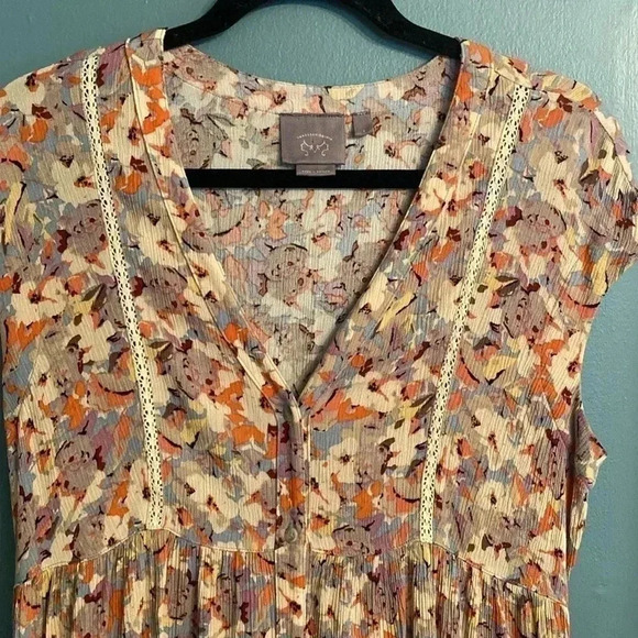 Vanessa Virginia mini button up cap sleeve floral dress size s - like new - Picture 3 of 6